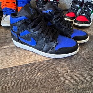 Jordan Men's Sneakers in Black and Blue